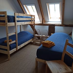 derde slaapkamer met drie bedden